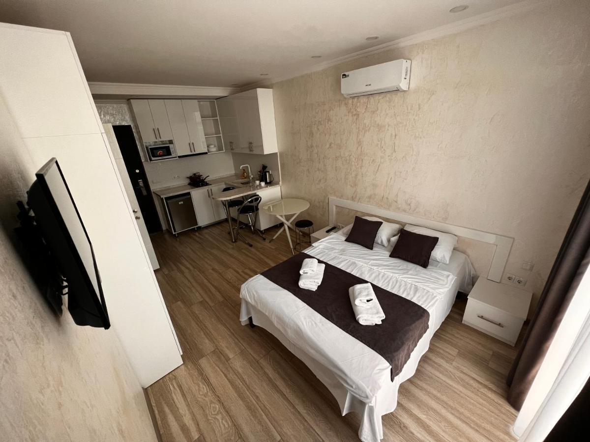27 Floor Apartments Batumi Exterior foto