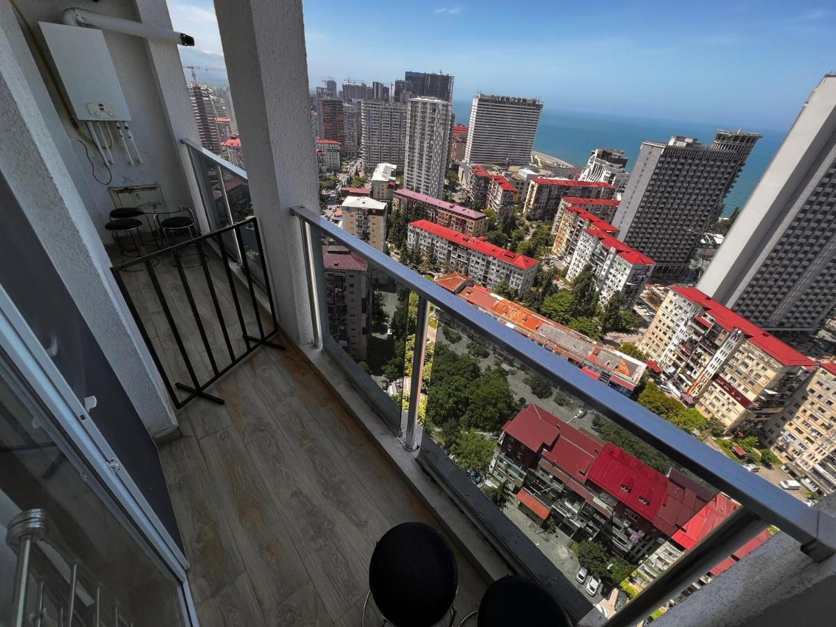 27 Floor Apartments Batumi Exterior foto